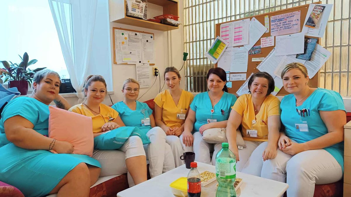 Osud interny v Novém Bydžově je nejistý. Kraj tu chce rehabilitační lůžka, lidé podepisují petici